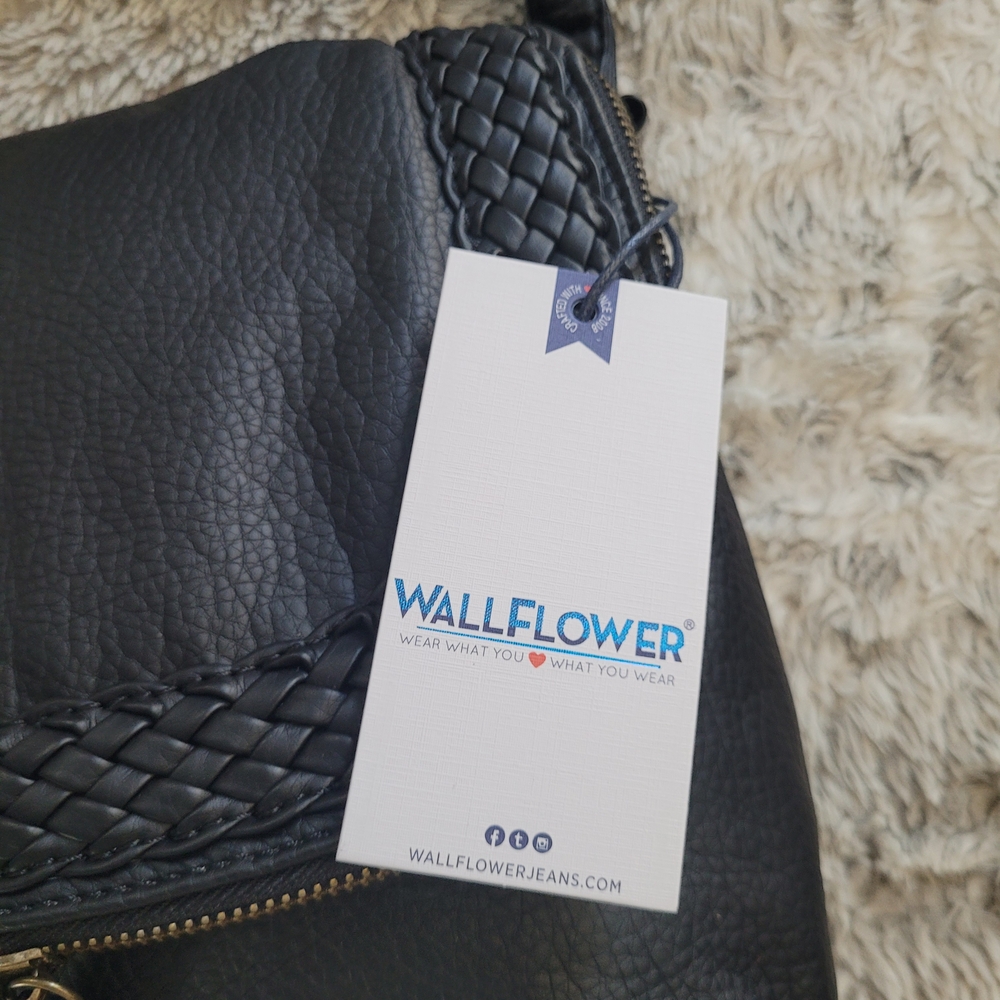 Wallflower Black Crossbody Bag - Picture 2 of 6